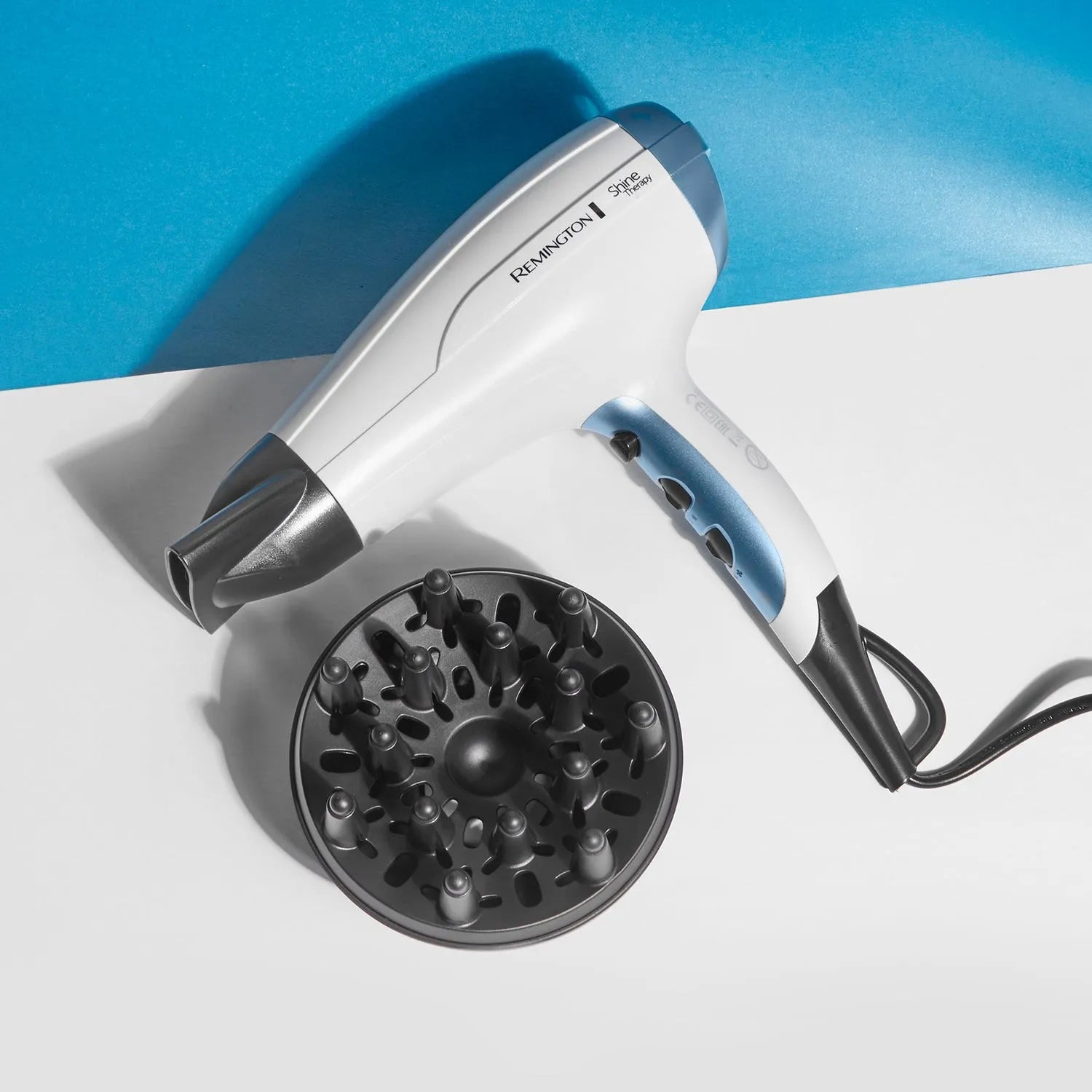 Remington D5216 Frizz Free Shine 2300W Hair Dryer photo 4 | ShandaarBuy