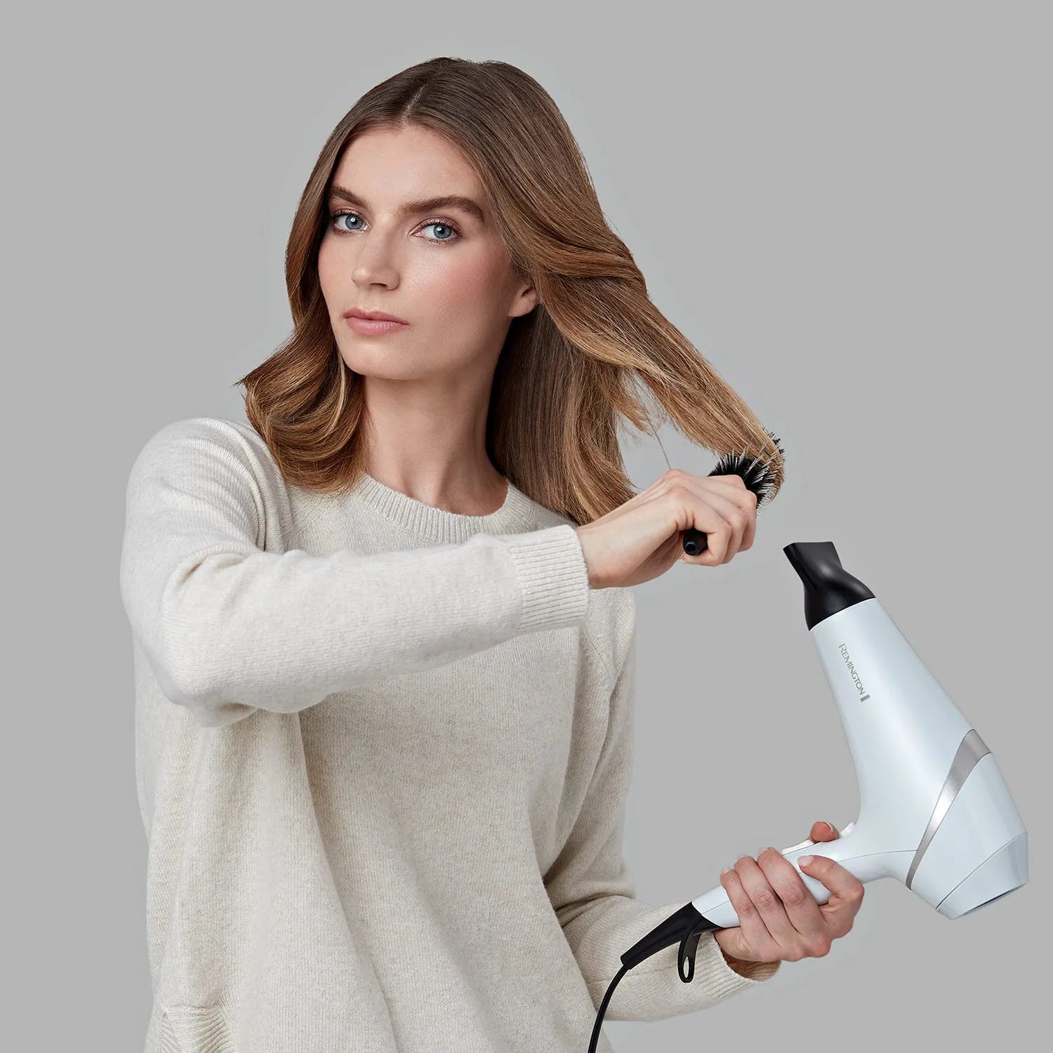 Remington AC8901 Hydraluxe 2300W Hair Dryer photo 7 | ShandaarBuy