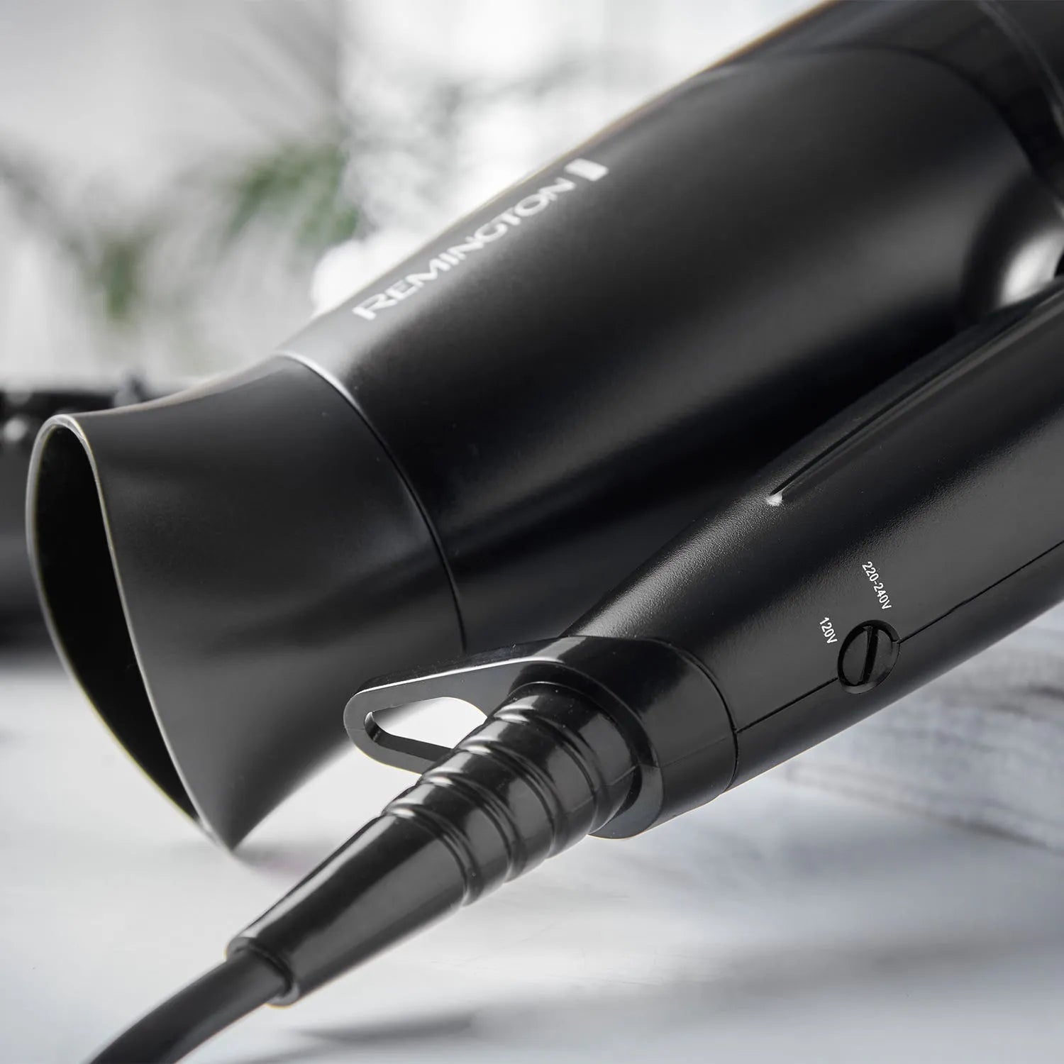 Remington D1500 Compact On The Go 2000W Hair Dryer photo 7 | ShandaarBuy