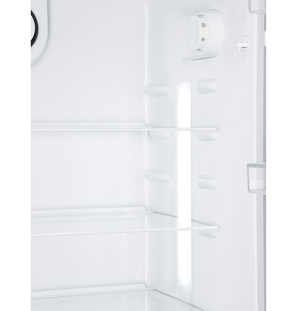 Dawlance 91999 DigitalPro Refrigerator — interior view