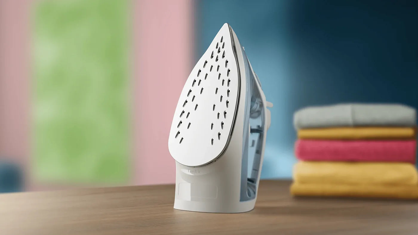 Philips DST2010/26 Steam Iron — view 4 | Philips DST2010/26 Steam Iron (Sea Blue) | ShandaarBuy