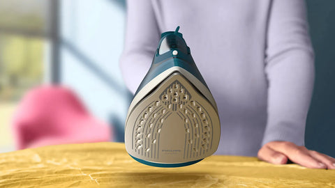 Philips DST2030/90 Steam Iron — view 3 | Philips DST2030/90 Steam Iron (Deep Petrol) | ShandaarBuy