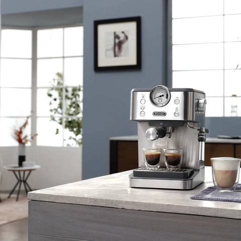 Delonghi EM450.M side view | Delonghi Linea Classic EM450.M Espresso Machine | ShandaarBuy