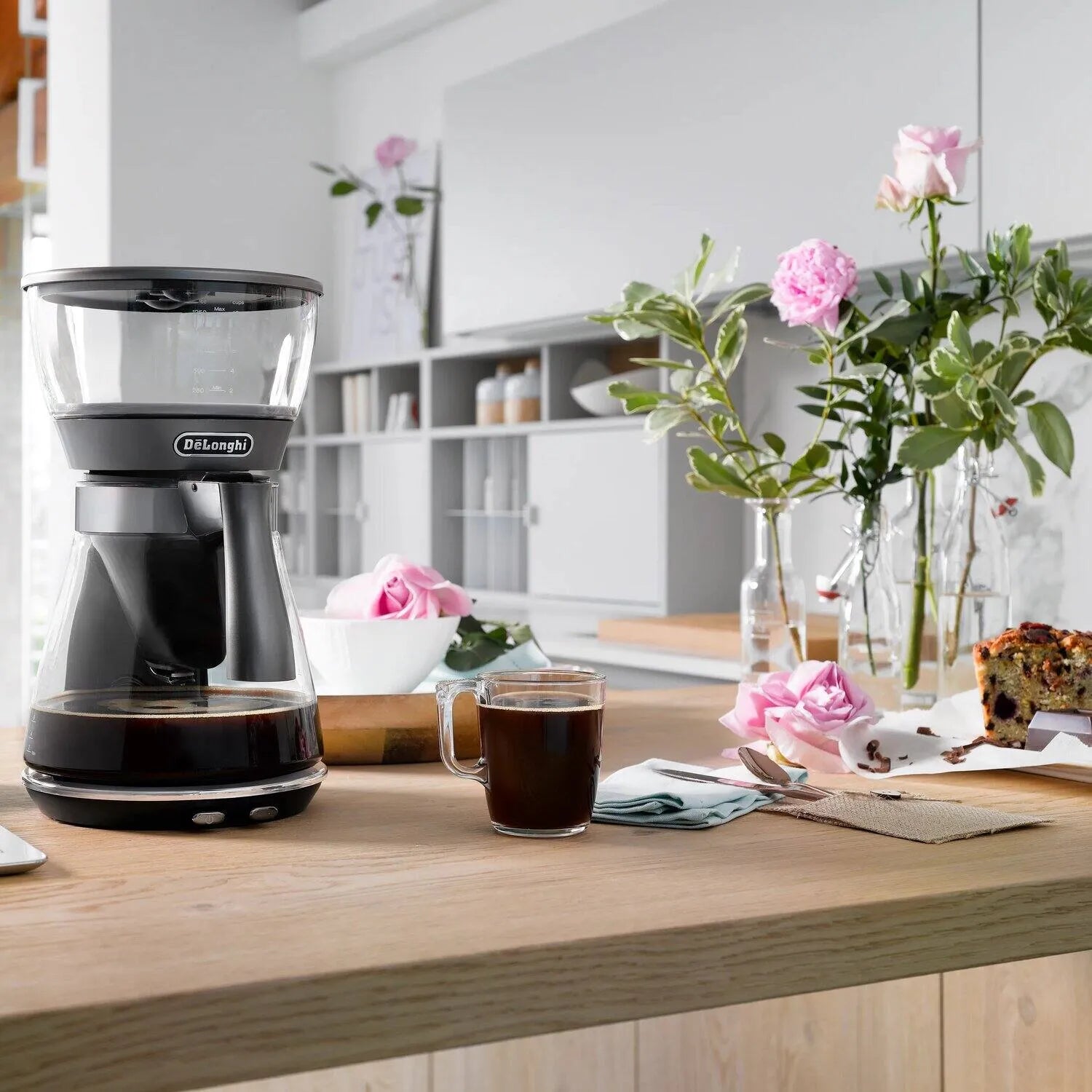 Delonghi ICM17210 side view | Delonghi Clessidra ICM17210 Drip Coffee Maker | ShandaarBuy