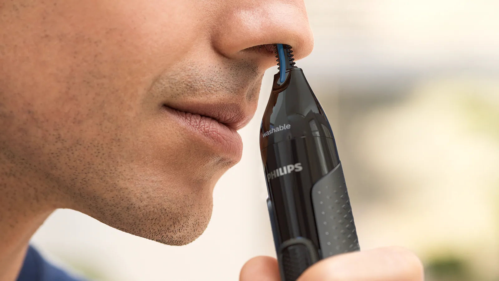 Philips NT3650/16 Nose Trimmer Series 3000 Nose, Ear & Eyebrow Trimmer - image 4