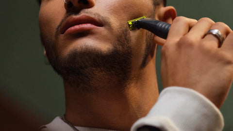 Philips QP1424/10 OneBlade Face Hybrid Trimmer & Shaver - image 5