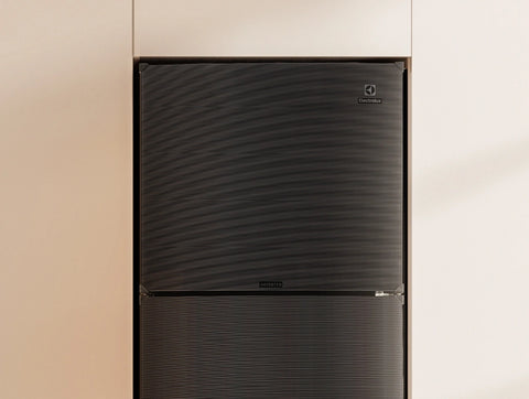 Electrolux ELR-460 INV GDC Direct Cool Inverter Top Mount Refrigerator 408L - Linear Impression - door finish close-up