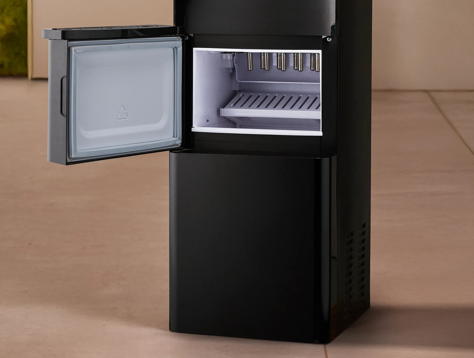 Electrolux ELWD-BP3T-IM Ice Maker Water Dispenser - Black - ice maker chamber open