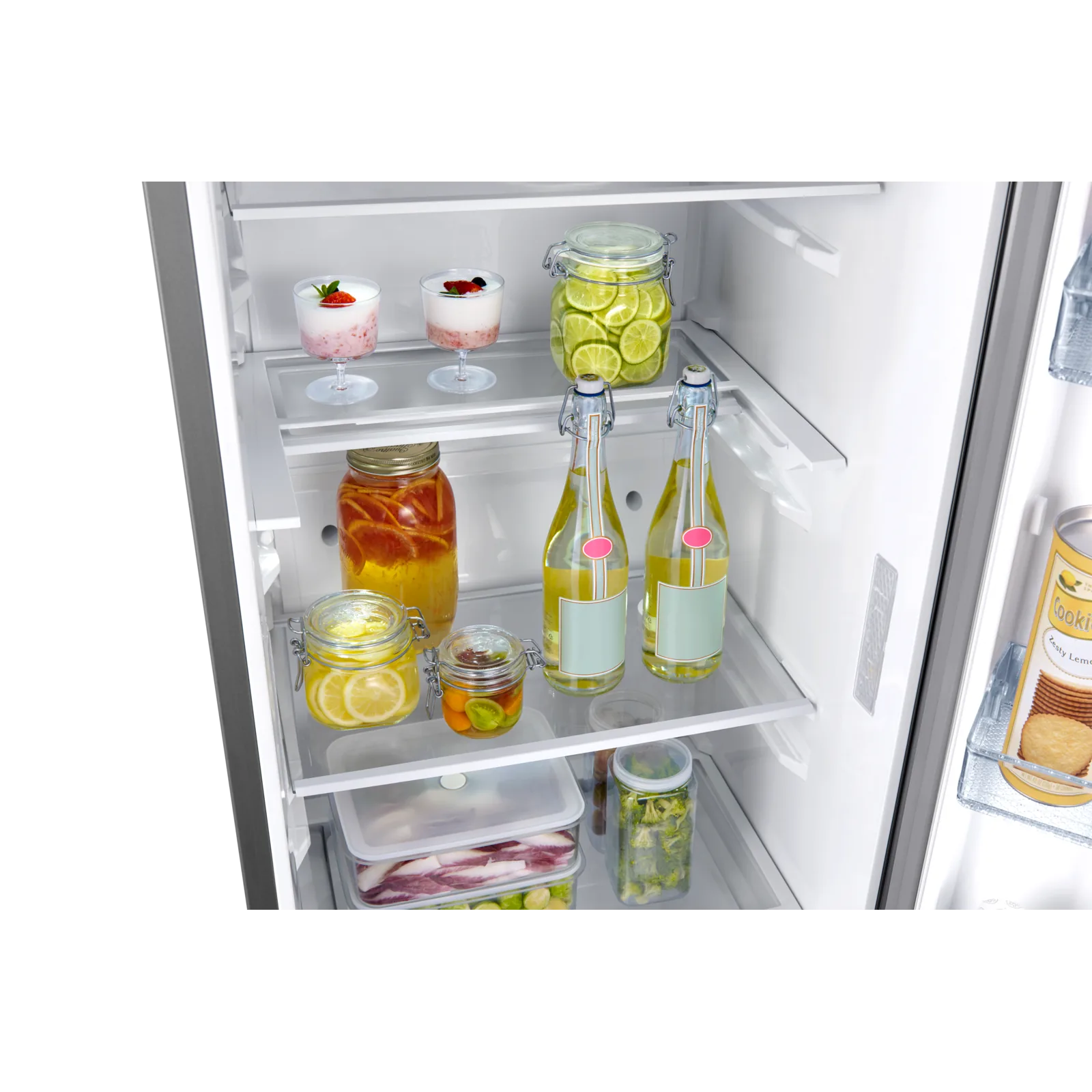 Samsung RR39M73107F/SG 375L 1-Door No Frost Refrigerator – Refined Steel close up